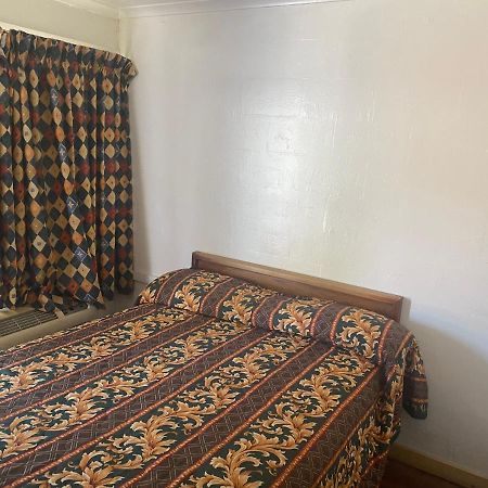Johnston'S Motel ガーバービル エクステリア 写真