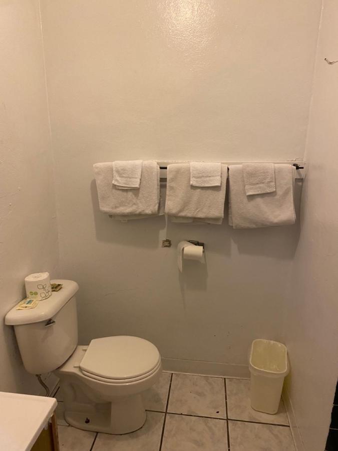 Johnston'S Motel ガーバービル エクステリア 写真